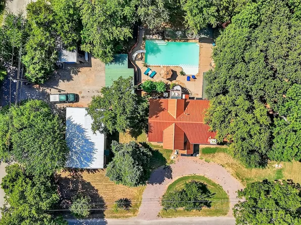 150 Lockwood Dr, Denison, TX 75020