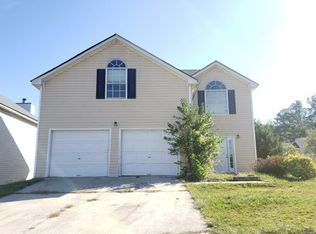 5882 Three Lakes Dr, Atlanta, GA 30349