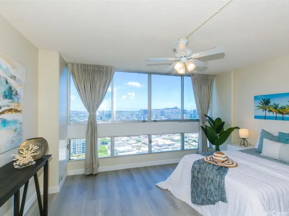 1212 Punahou St APT 3604, Honolulu, HI 96826