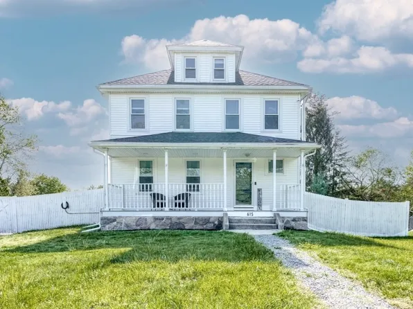 615 Franklin St, Whitman, MA 02382