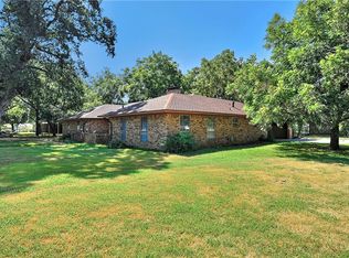 318 W Hughes St, Collinsville, TX 76233