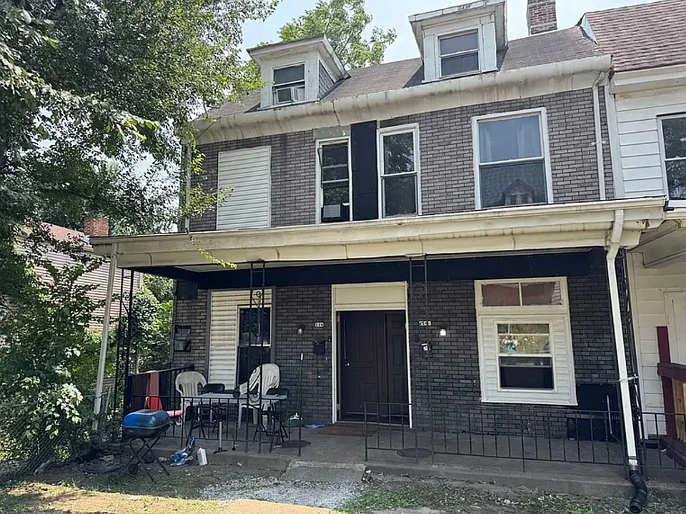 126 Charles St