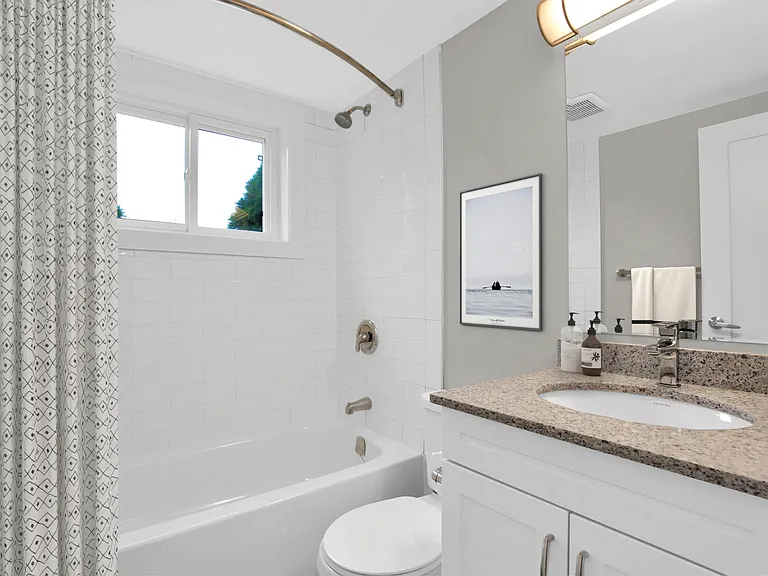 252 Conacher Dr — Photo 9
