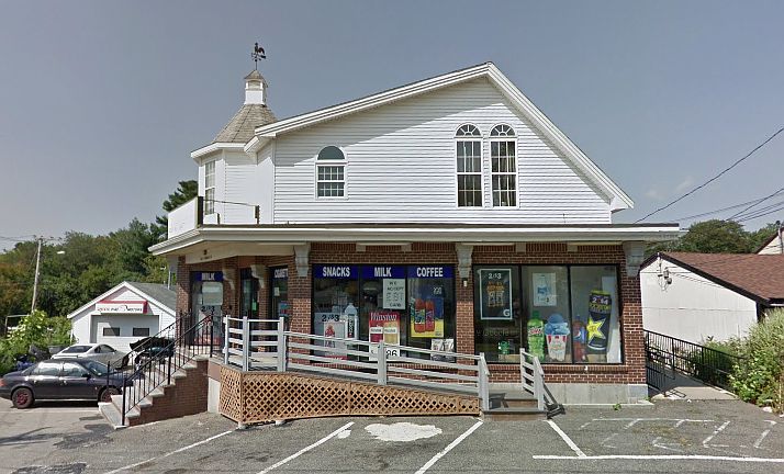 1st image of 204 S Franklin St