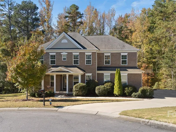 525 Longhorn Dr, Rock Hill, SC 29732
