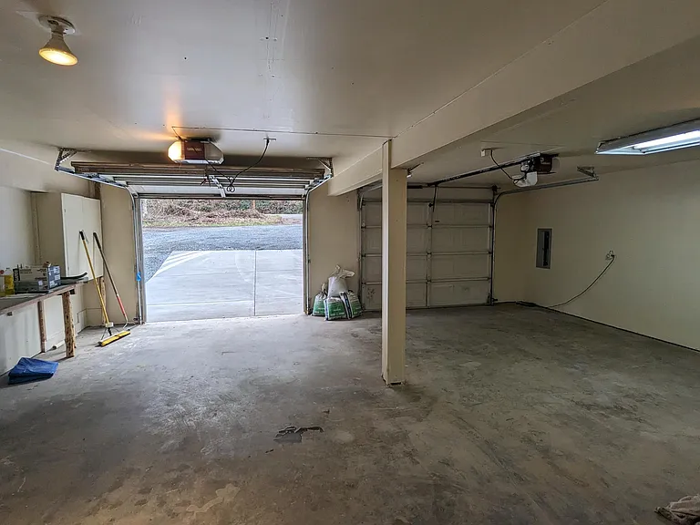 Meridian E — Photo 10