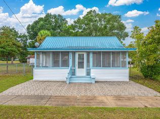 346 Crescent Dr, Defuniak Springs, FL 32435