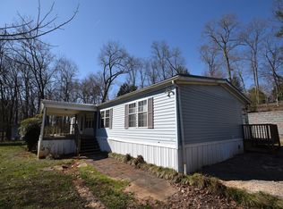 303 Circle View Dr, Loudon, TN 37774