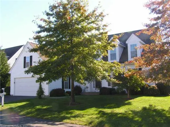 1 Chelsea Pl, Avon, CT 06001