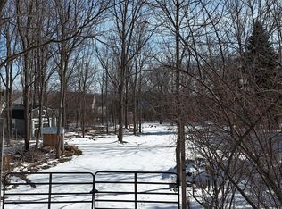 6106 E River Rd, Flushing, MI 48433