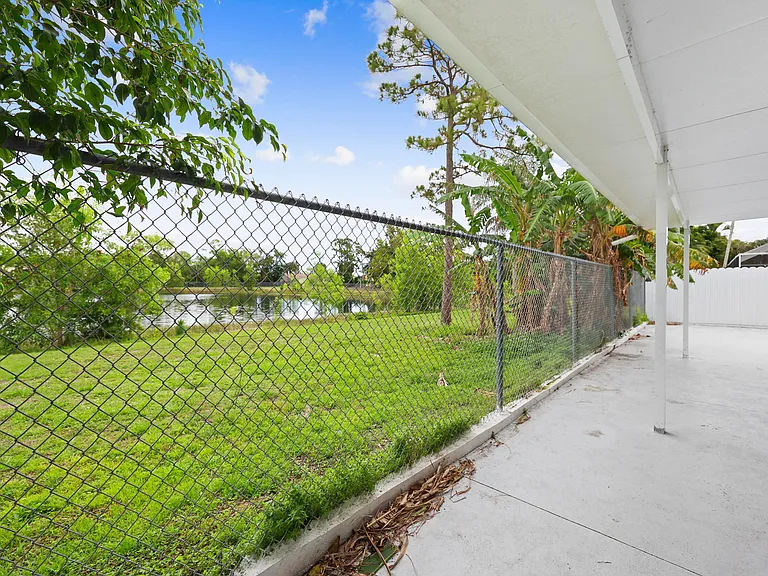 1209 Olympic Cir — Photo 53