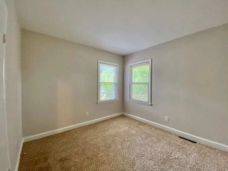1108 Ridgewood Dr — Photo 11