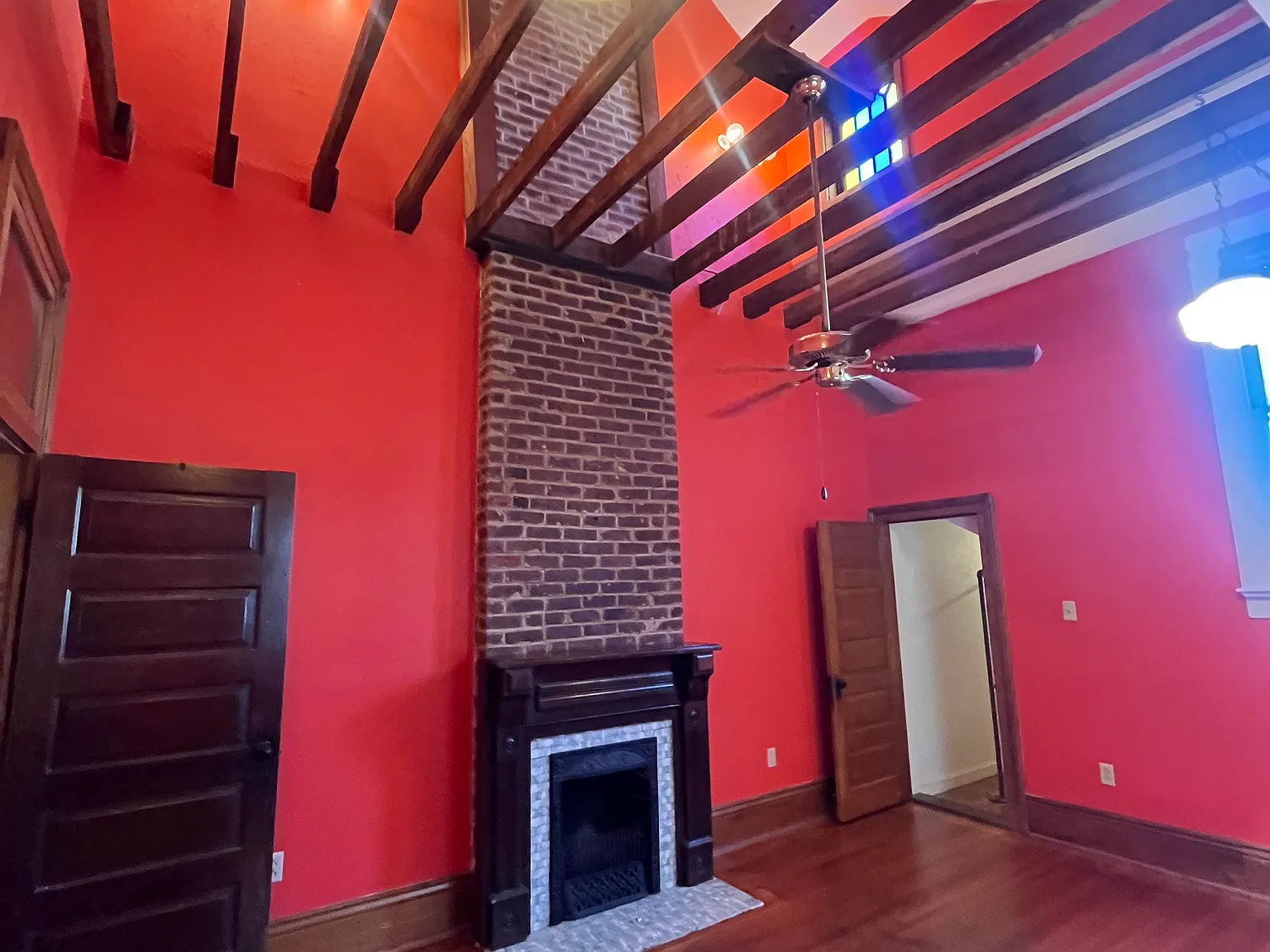 1 bed, 700 sqft, $1,280 — Photo 2