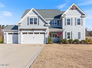 830 Warwick Ln, Carthage, NC 28327