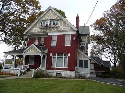 1st image of 820 Lincoln Ave