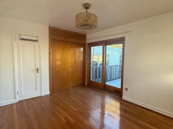 30 Kelly Parkway image 12 of 18