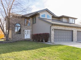 401 Flanagan Cir, Minooka, IL 60447