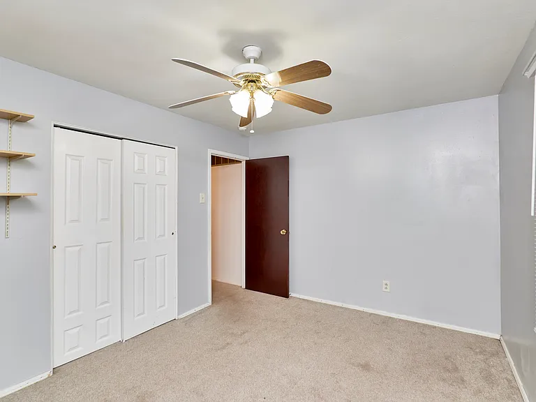 1815 Lakemont Ln — Photo 22
