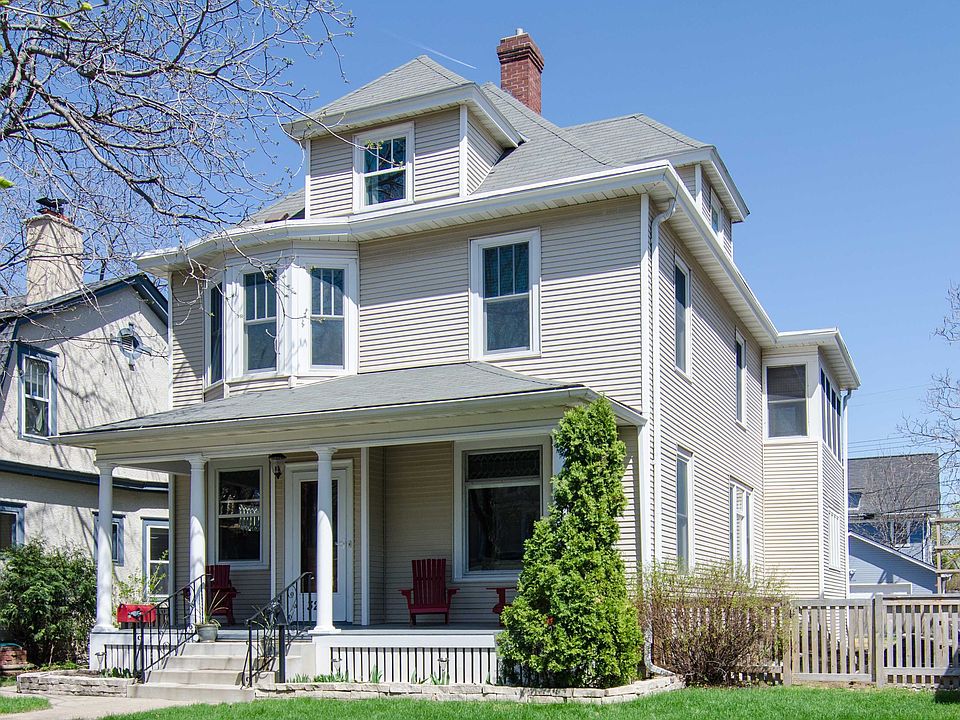 1st image of 3225 Humboldt Ave S