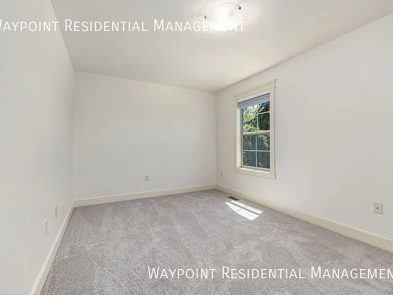 5956 N Bremerton Pl — Photo 33