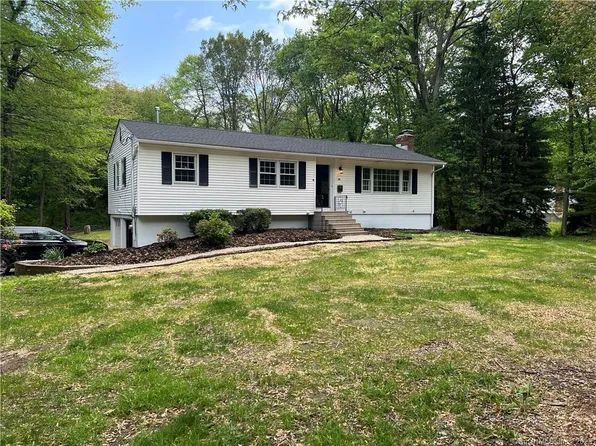 301 Grassy Hill Road, Orange, CT 06477