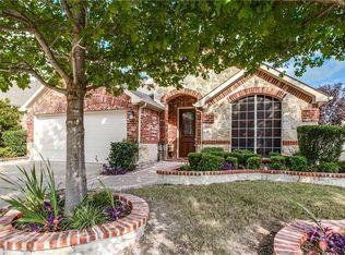 2521 Marina Dr, Grand Prairie, TX 75054
