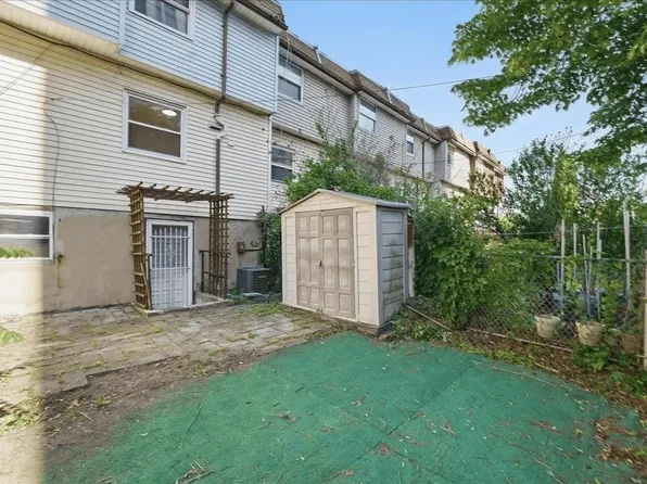 12 Saddlewood Court image 23 of 24