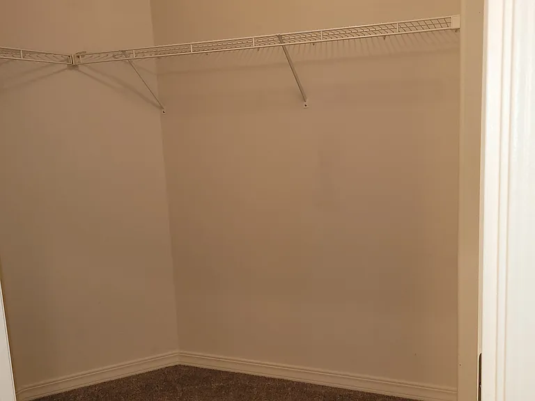 5700 NE 82nd Ave #B-6 — Photo 12