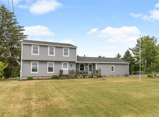 1492 Davis Rd, Churchville, NY 14428