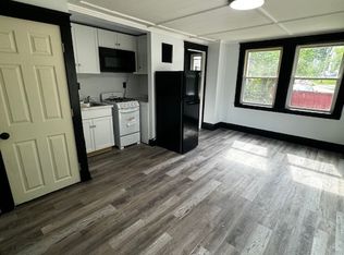 510 Main St APT 8, Farmington, NH 03835