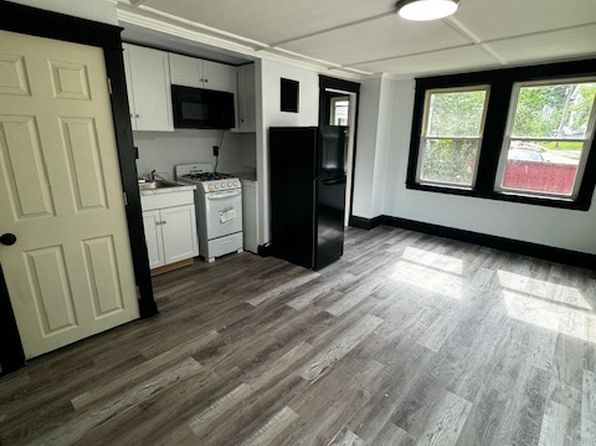 510 Main St APT 8