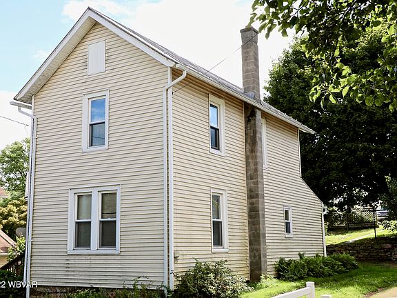 2nd image of 61 Kinsey St