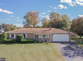 101 W Hunter Rd, Carlisle, PA 17015