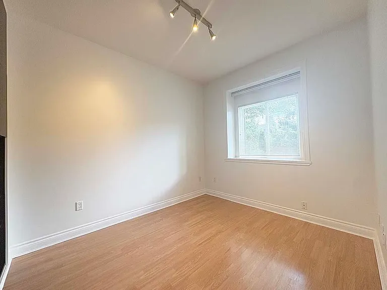 8144 Wedgewood St — Photo 6