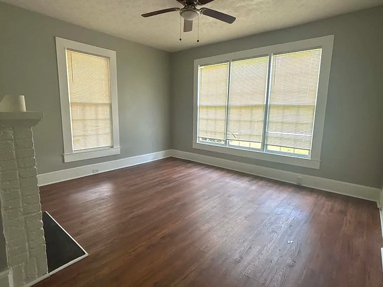 920 Lamore St — Photo 20