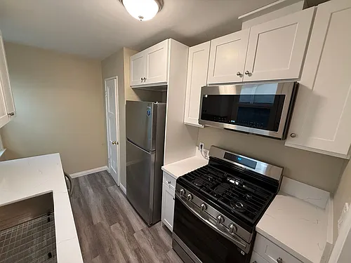 14259 Dickens St #2 Photo 1