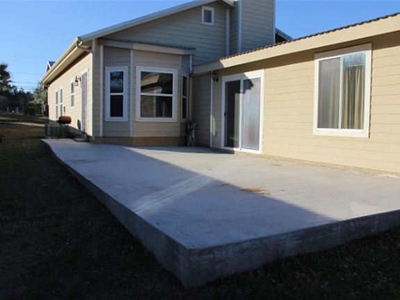 3rd image of 108 Cedarhill Dr