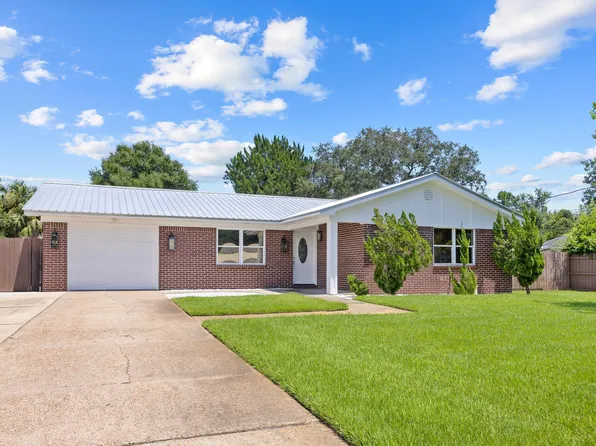 308 Spring Ln, Destin, FL 32541