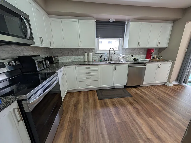 697 Collins Bay Rd #HOUSE — Photo 3