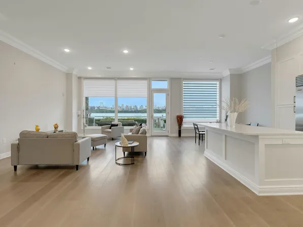 3 Somerset Lane image 3 of 47