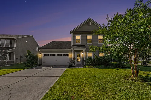 121 Rockingham Way Photo 1