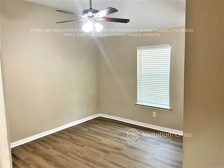 512 Hidden Meadow Ct — Photo 7