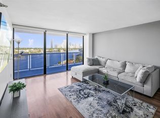 20515 E Country Club Dr APT 645, Aventura, FL 33180