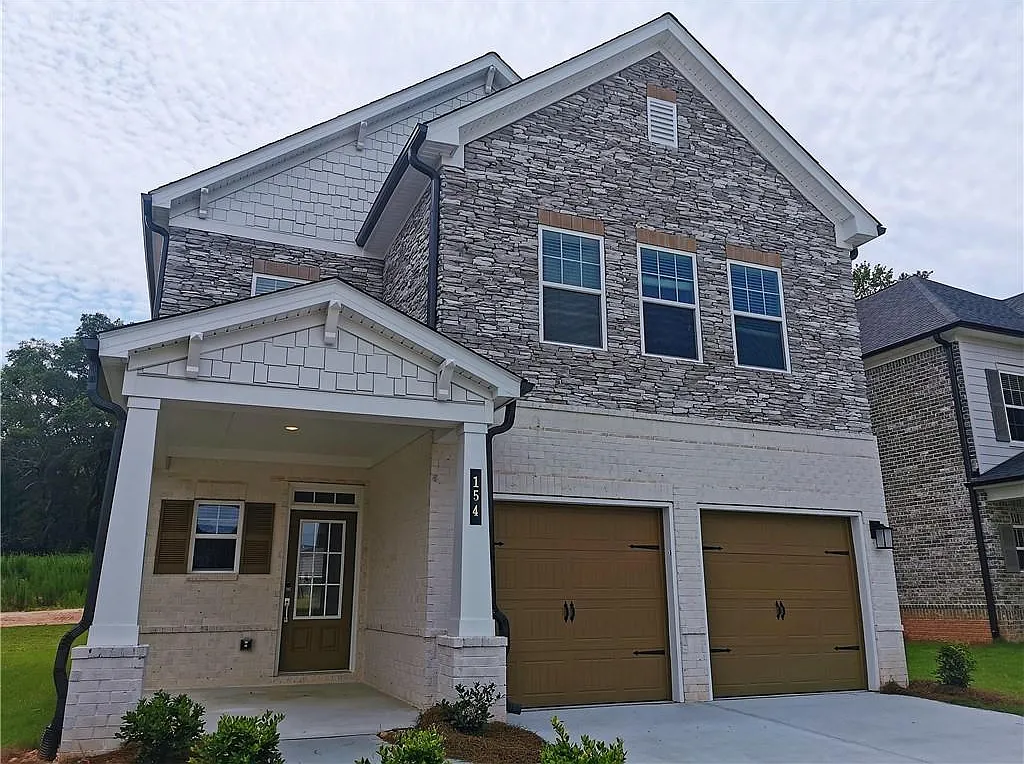5 bed, 3.0 bath, 2540 sqft, $2,690 — Photo 2