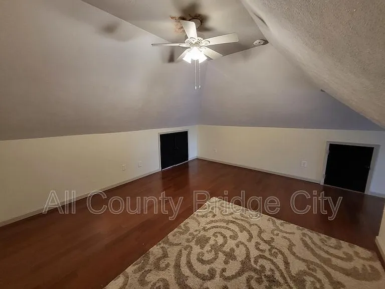 311 Retreat St — Photo 18