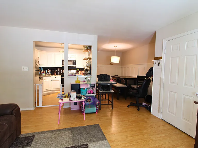 74 Cheverny Ct — Photo 4