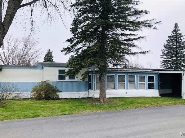 6035 S Transit Rd #106, Lockport, NY 14094