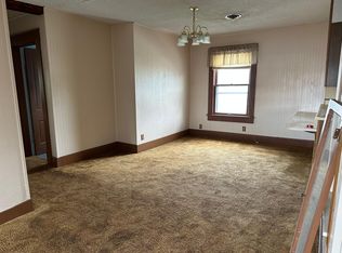 924 N Main St #1/2, Hutchinson, KS 67501