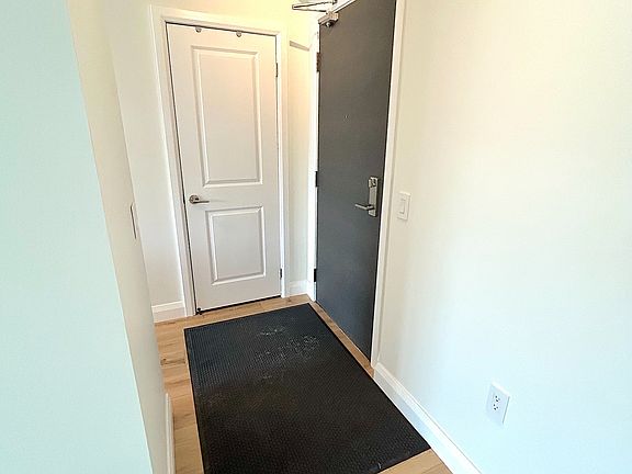 3rd image of 2375 Bronte Rd #309