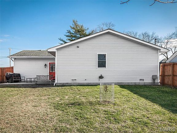 5th image of 5717 Old Alton Rd